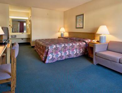 Super 8 By Wyndham Oklahoma/Frontier City Edmond Room photo